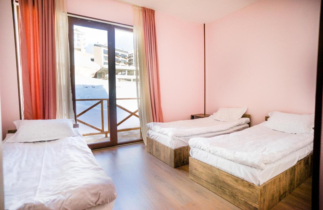 Sunny Hill Hotel Gudauri Ngoại thất bức ảnh